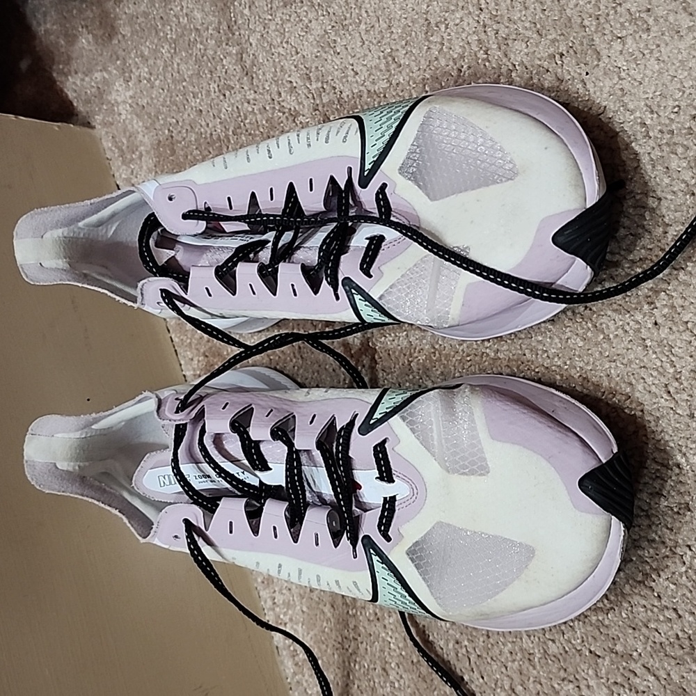 (SOLD) Nike U Comfort Me